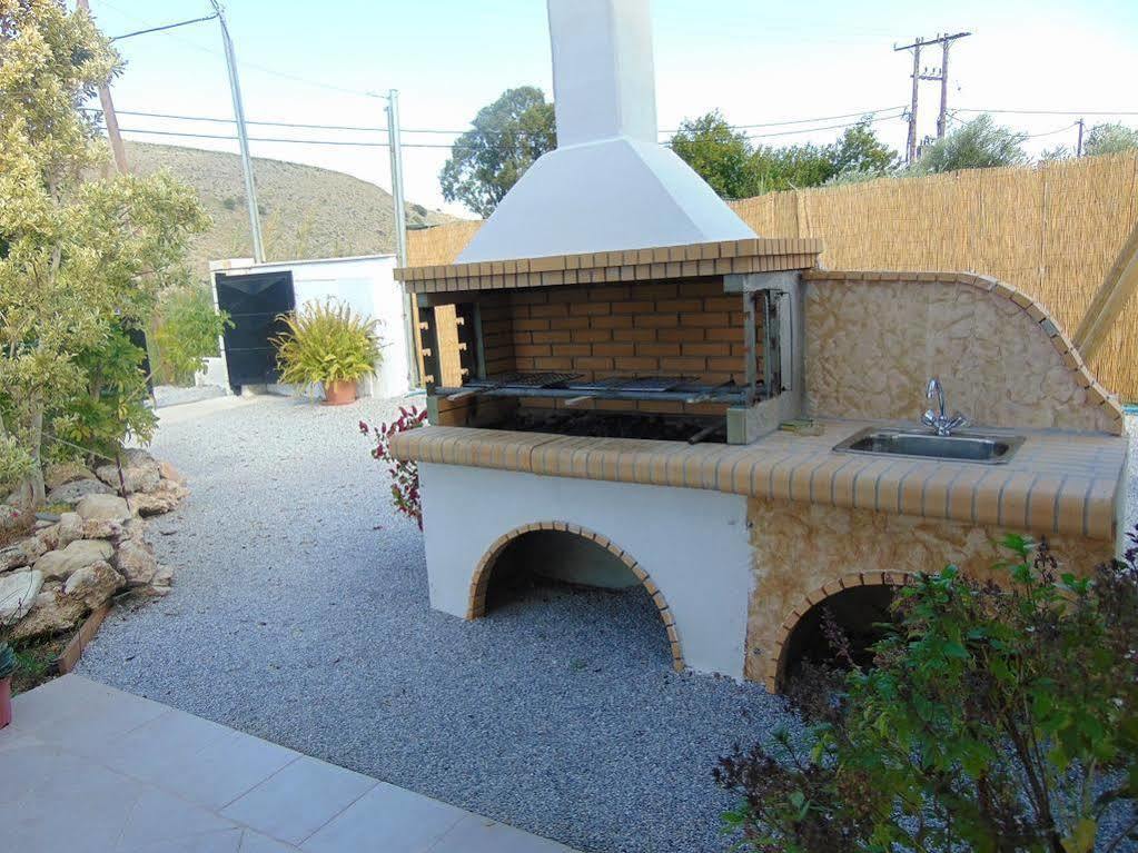Villa Campos- Less Than 5-Min Walk To Kalivaki Beach Джорджополис Екстериор снимка