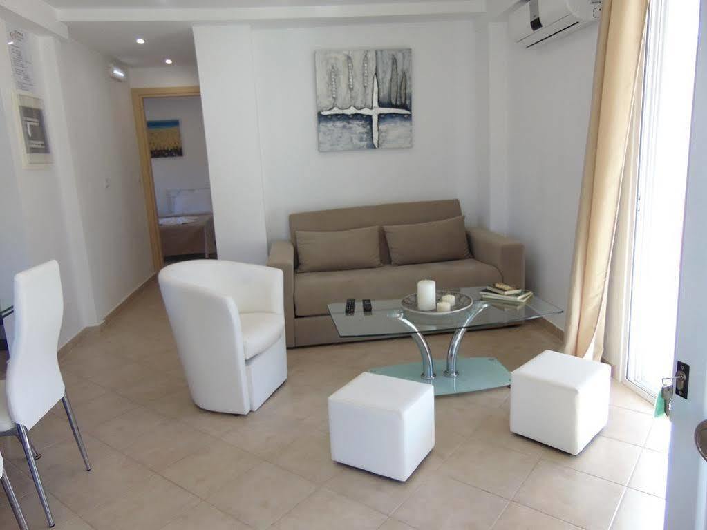 Villa Campos- Less Than 5-Min Walk To Kalivaki Beach Джорджополис Екстериор снимка