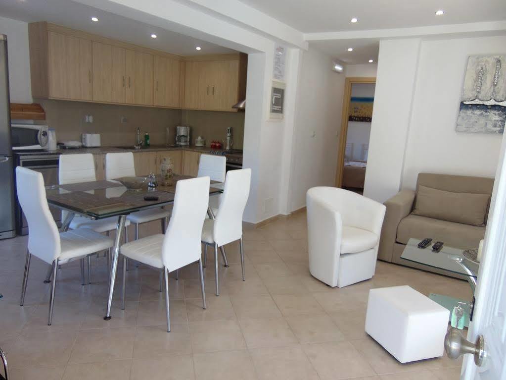 Villa Campos- Less Than 5-Min Walk To Kalivaki Beach Джорджополис Екстериор снимка